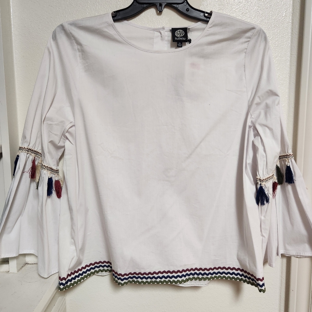 Bobeau XL White Tassels Long Sleeve BOHO Blouse. NWT
